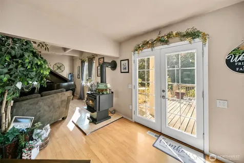 5177 Woodring Canyon Road Cashmere WA 98815