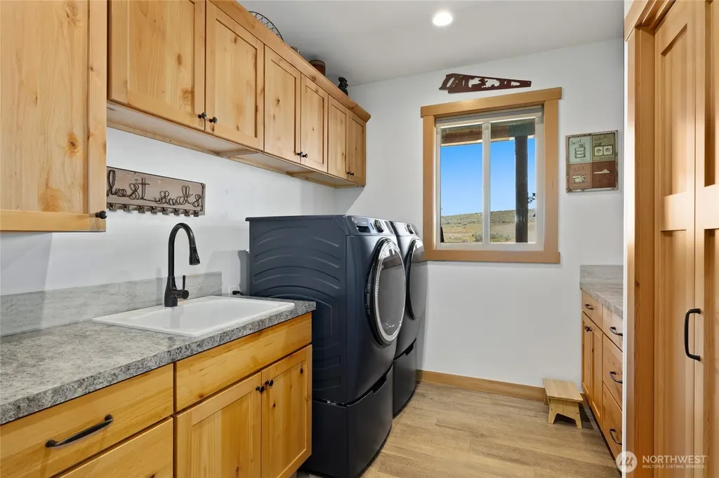 1560 Sage Hills Drive Ellensburg WA 98926
