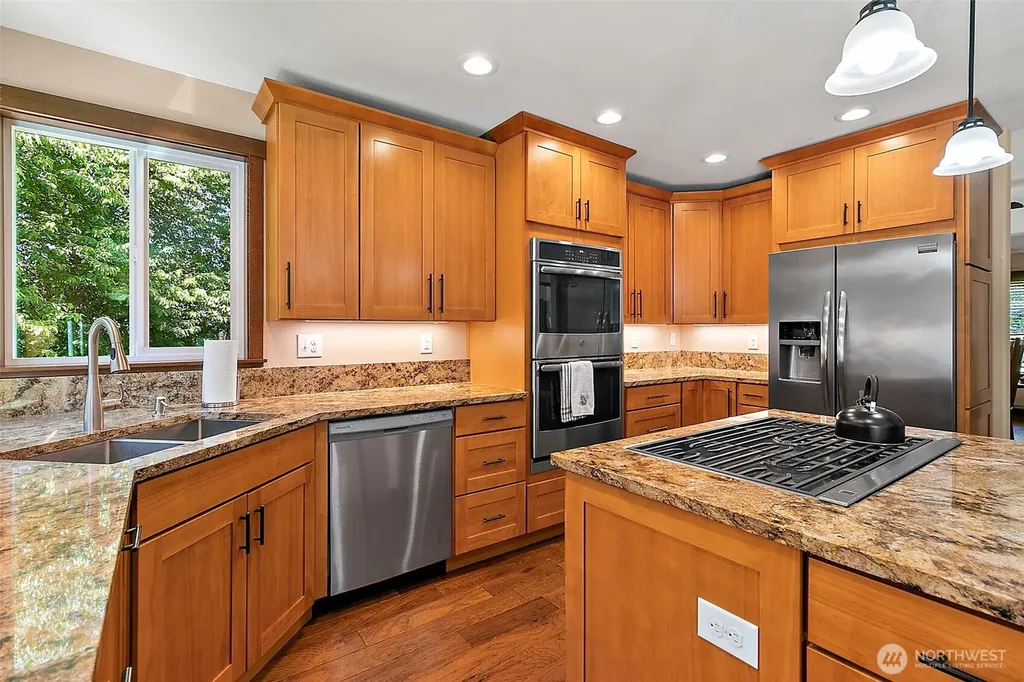 1312 203rd Avenue E Lake Tapps WA 98391