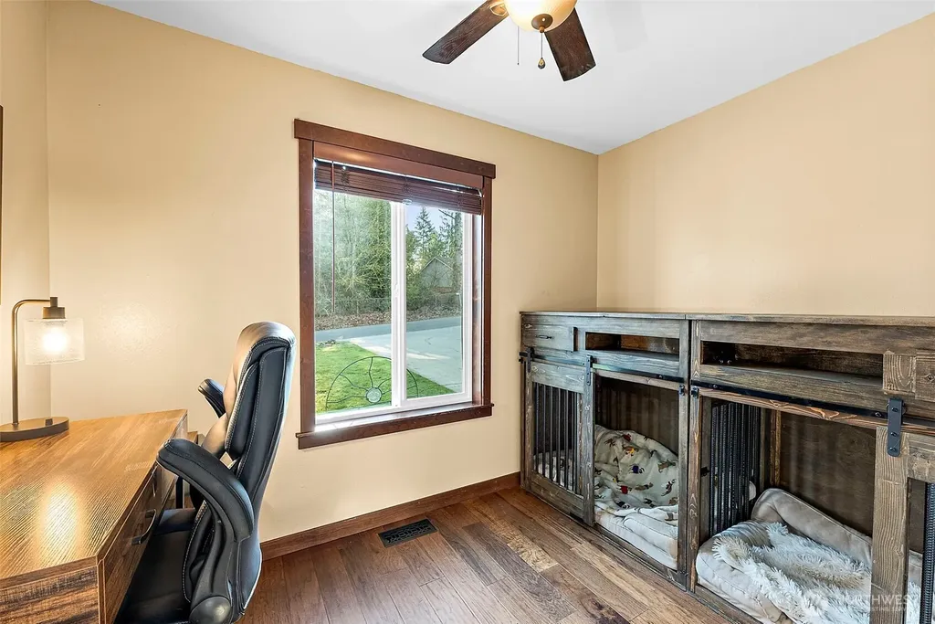 1312 203rd Avenue E Lake Tapps WA 98391