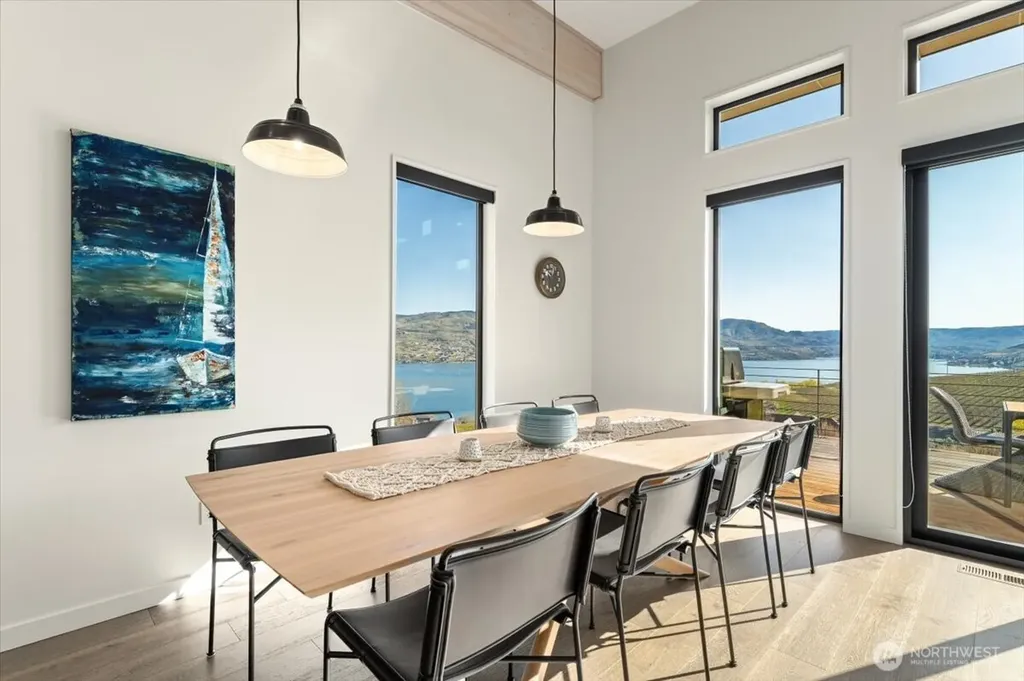 140 Clos Chevalle Road Chelan WA 98816