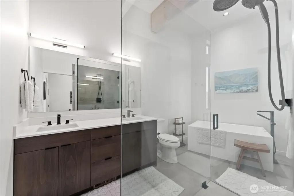 140 Clos Chevalle Road Chelan WA 98816