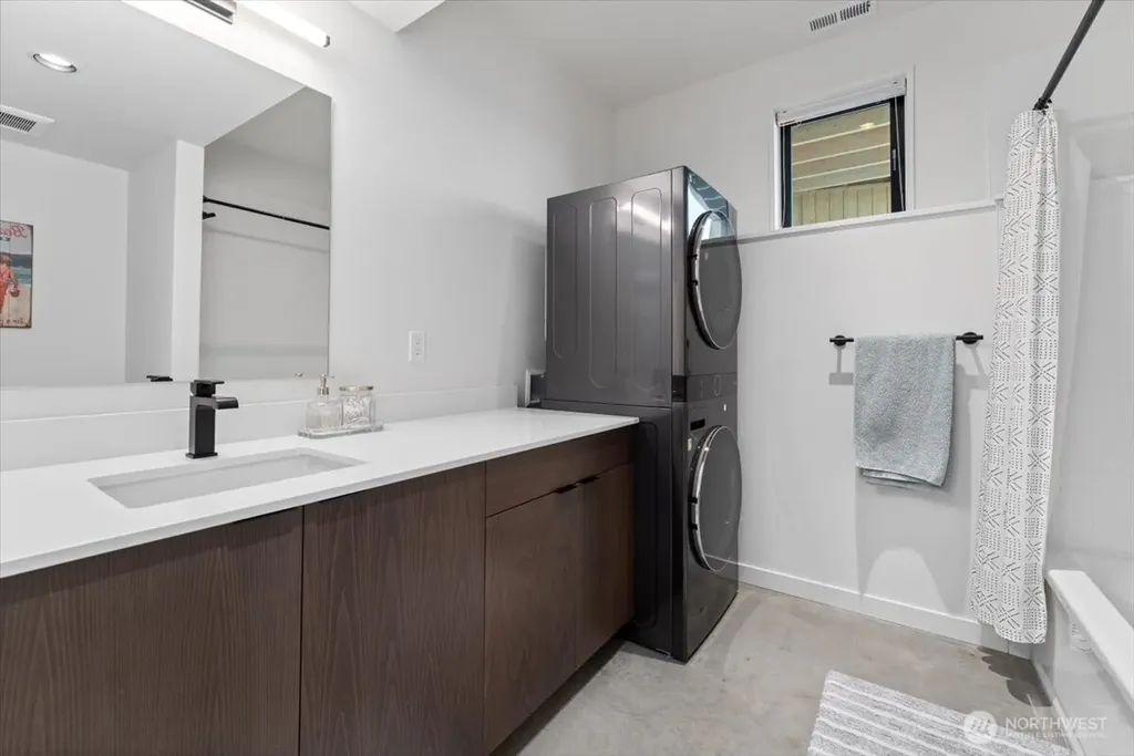 140 Clos Chevalle Road Chelan WA 98816