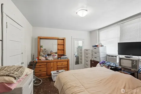 911 Martin Luther King Jr Way Seattle WA 98122