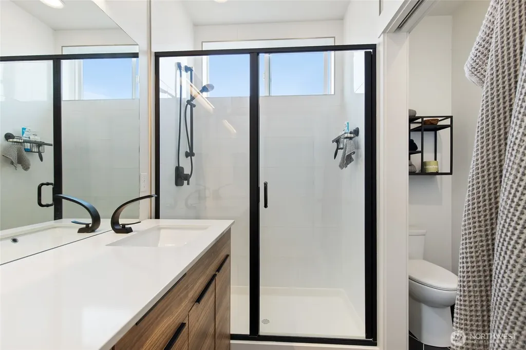 2441 NW 61st Street Seattle WA 98107