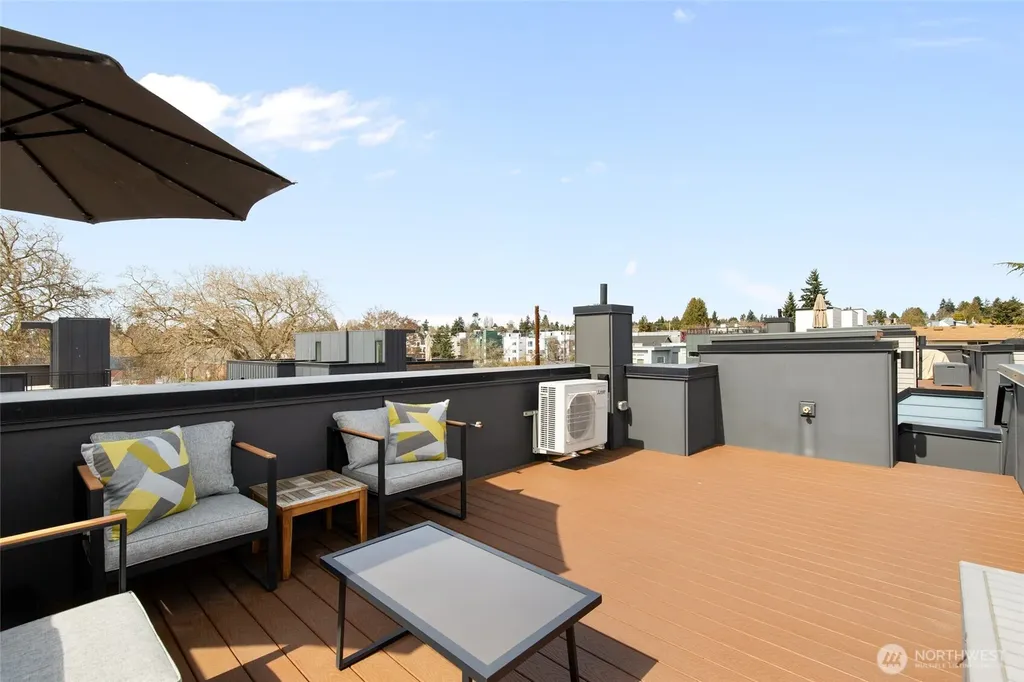 2441 NW 61st Street Seattle WA 98107