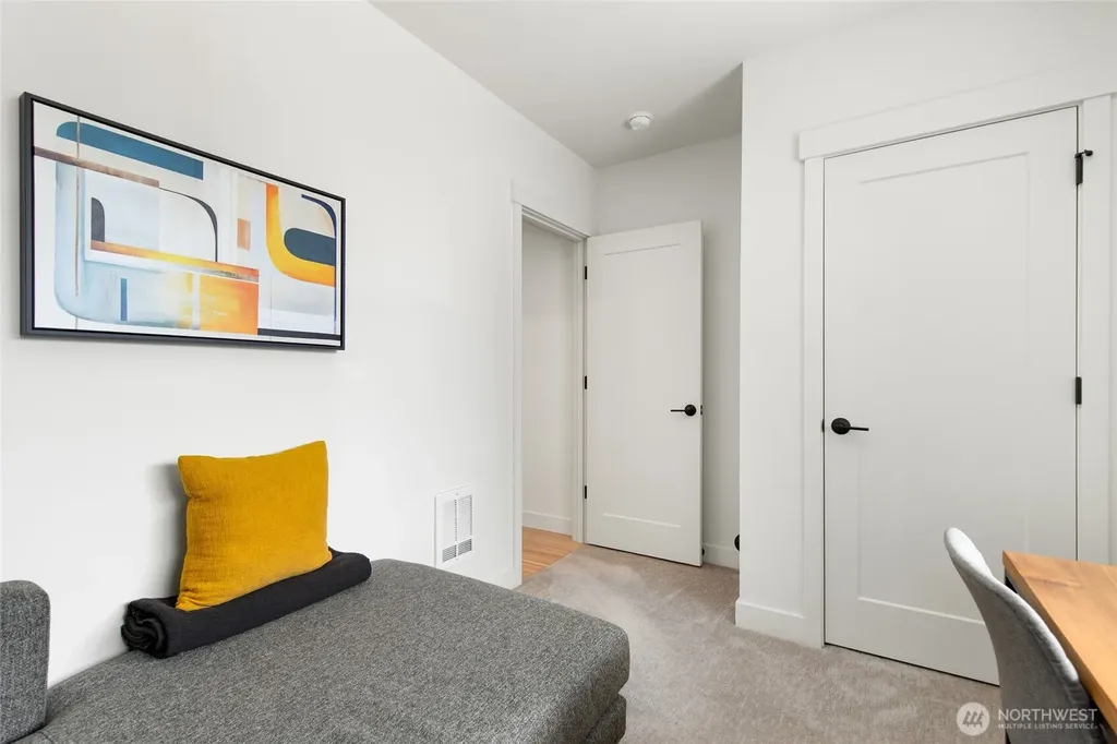 2441 NW 61st Street Seattle WA 98107