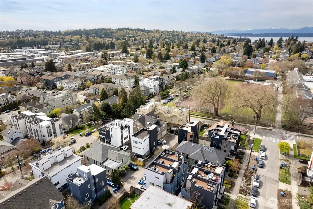 2441 NW 61st Street Seattle WA 98107