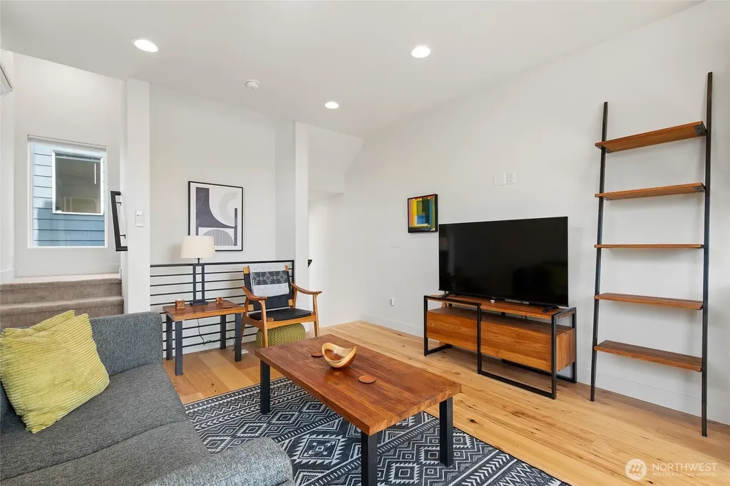 2441 NW 61st Street Seattle WA 98107