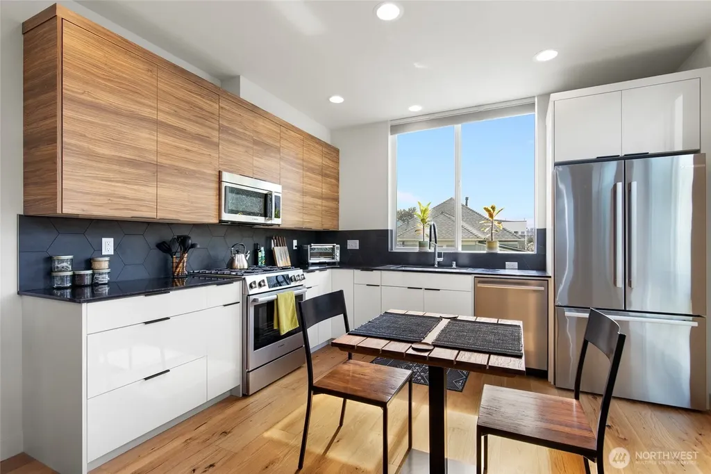 2441 NW 61st Street Seattle WA 98107