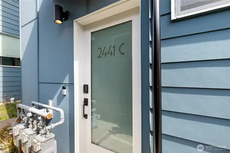 2441 NW 61st Street Seattle WA 98107