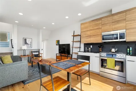 2441 NW 61st Street Seattle WA 98107