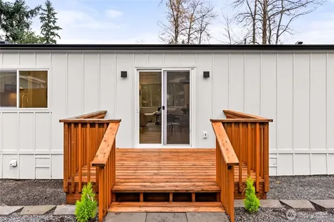 35851 12th Avenue SW Federal Way WA 98023