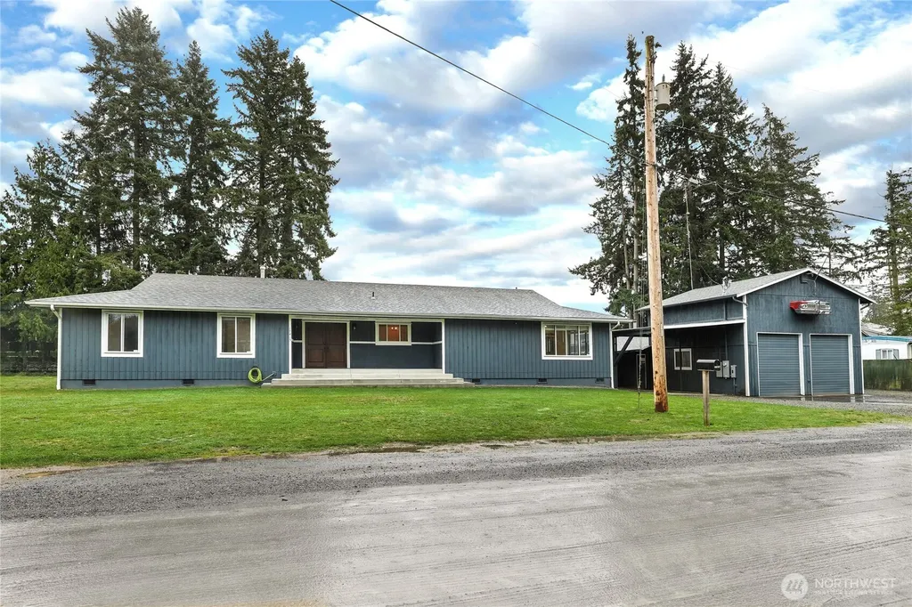 17415 79th Avenue E Puyallup WA 98375