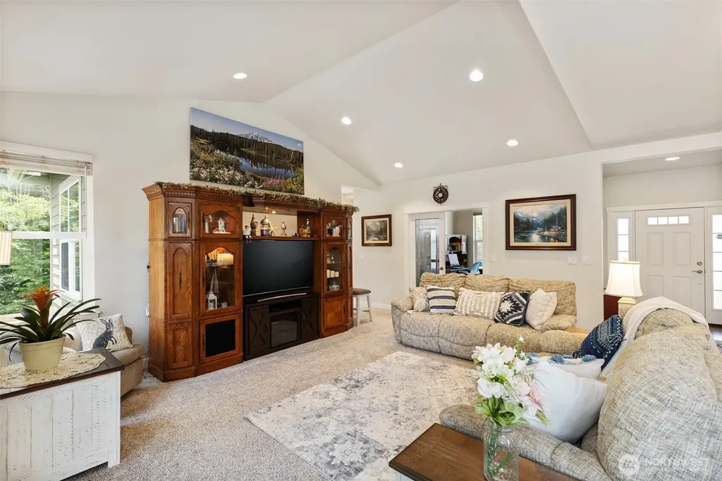 24 Pelton Court Port Ludlow WA 98365