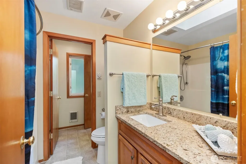 38 Brighton Avenue Port Hadlock WA 98339
