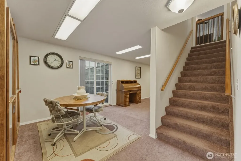 1140 SE Colonial Drive College Place WA 99324