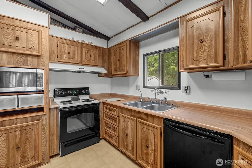 110 Chandler Road Chehalis WA 98532