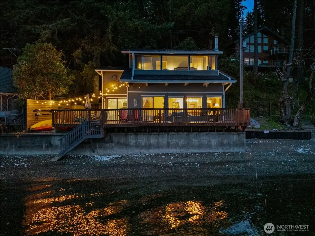 9661 NE North Shore Road Belfair WA 98528