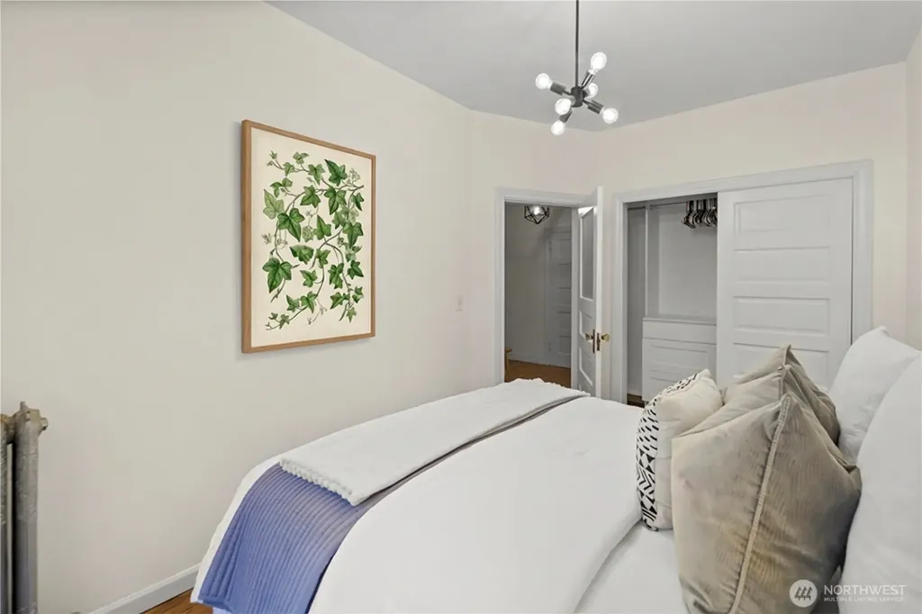 1726 15th Avenue Seattle WA 98122