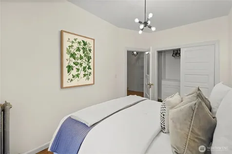 1726 15th Avenue Seattle WA 98122