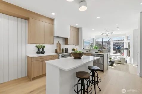 2010 Fairview Avenue E Seattle WA 98102