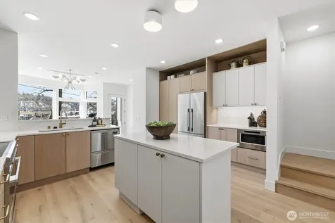 2010 Fairview Avenue E Seattle WA 98102