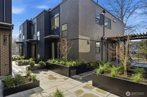 2010 Fairview Avenue E Seattle WA 98102