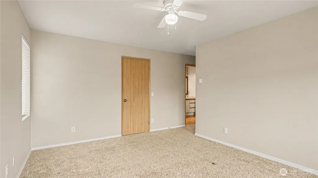 5819 S 232nd Place Kent WA 98032