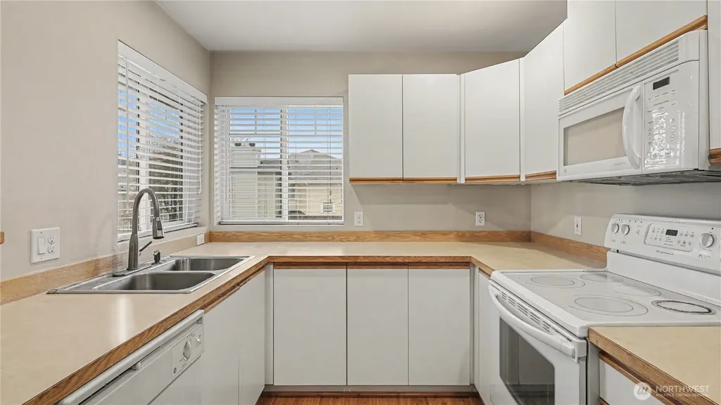 5819 S 232nd Place Kent WA 98032