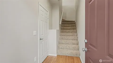 5819 S 232nd Place Kent WA 98032