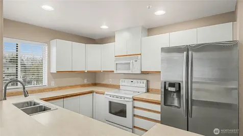 5819 S 232nd Place Kent WA 98032
