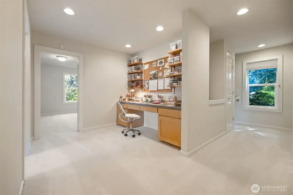 6082 167th Avenue SE Bellevue WA 98006