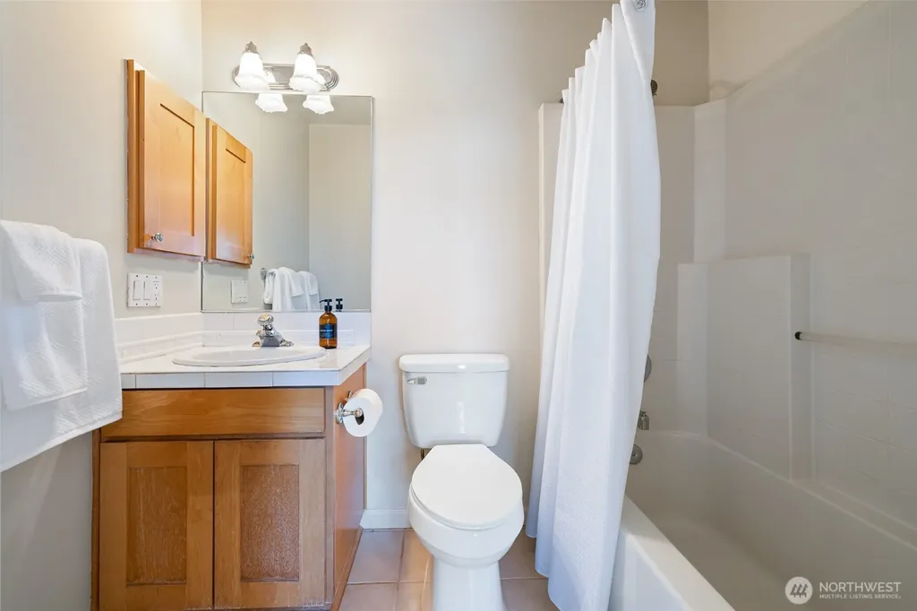 6082 167th Avenue SE Bellevue WA 98006