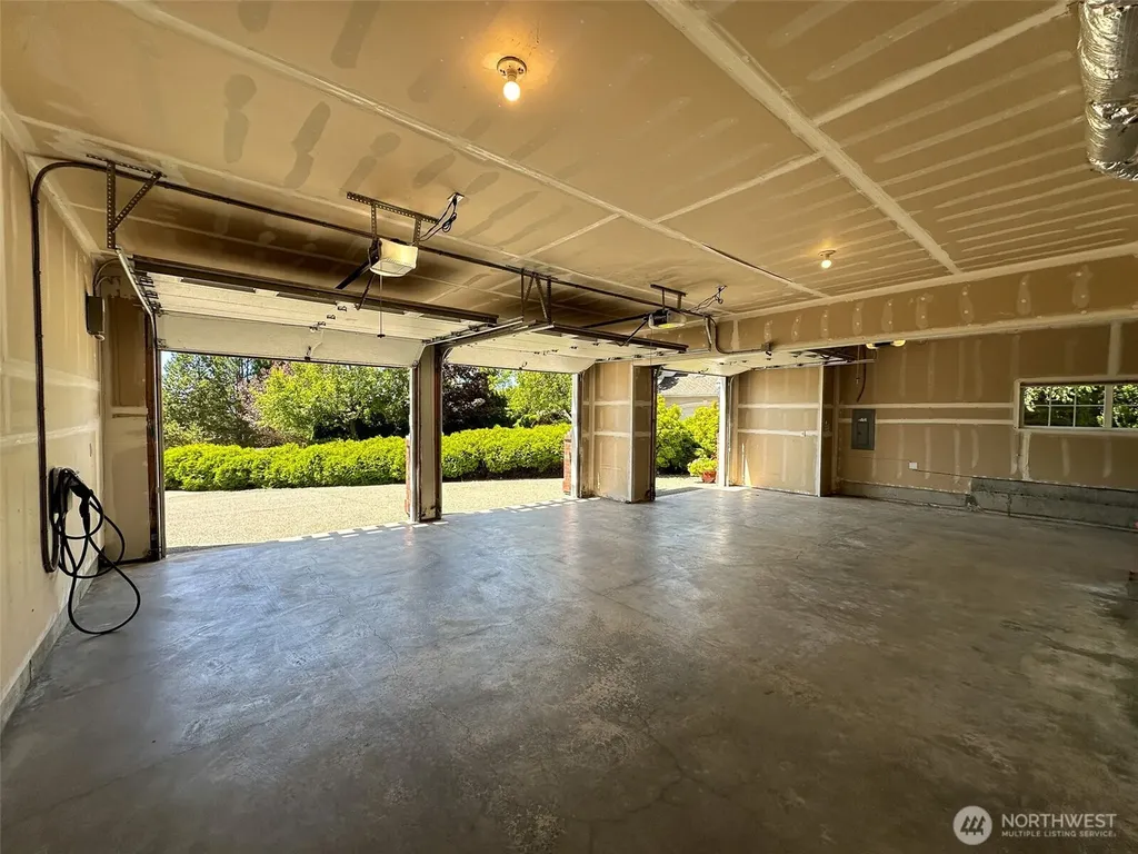 6082 167th Avenue SE Bellevue WA 98006