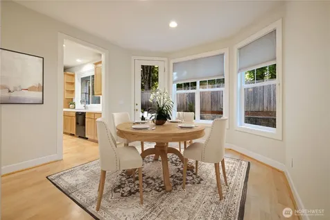 6082 167th Avenue SE Bellevue WA 98006