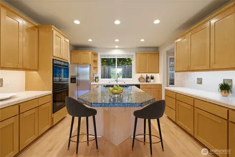 6082 167th Avenue SE Bellevue WA 98006