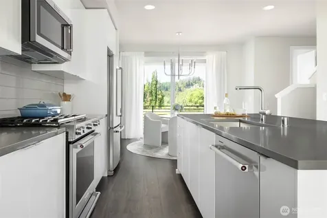 3915 198th Street SE Bothell WA 98012