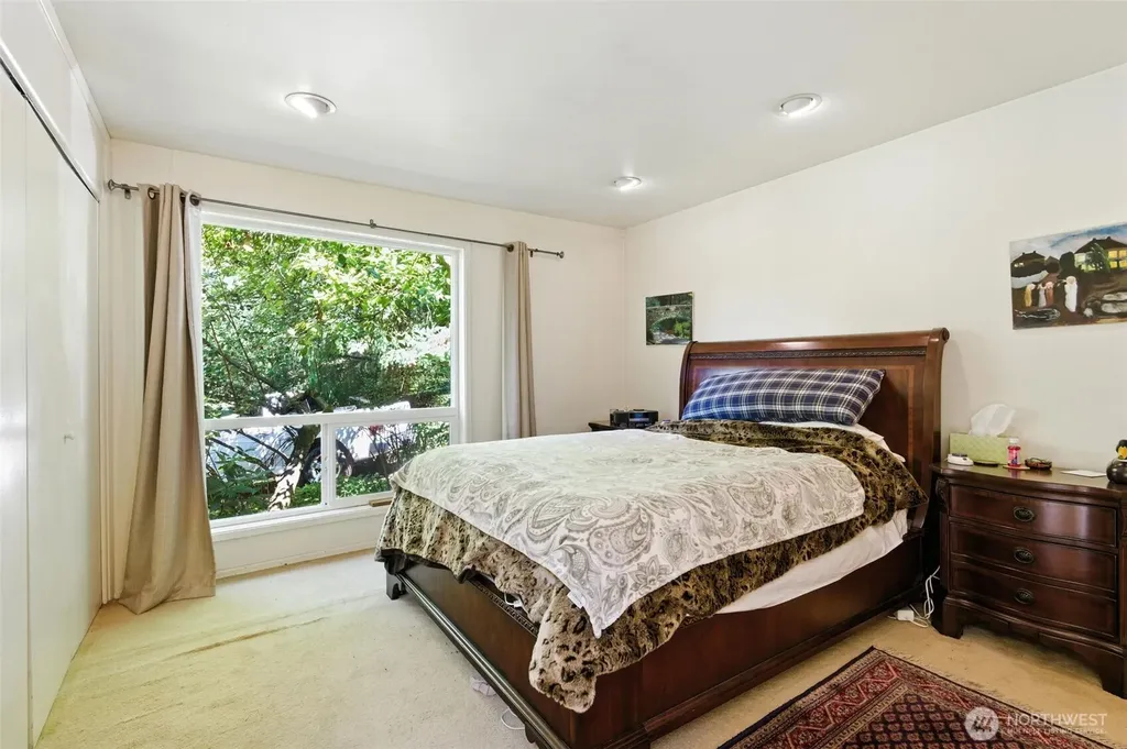 2650 120th Avenue NE Bellevue WA 98005