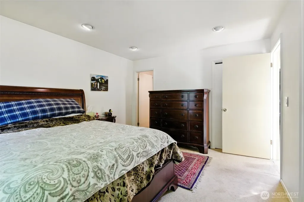 2650 120th Avenue NE Bellevue WA 98005
