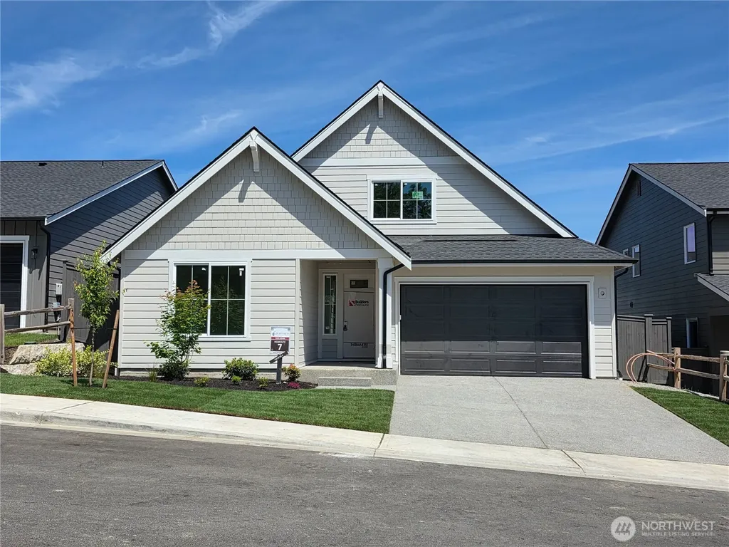 7161 91st Street E Puyallup WA 98371
