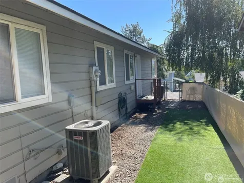 380 N Shore Court Manson WA 98831