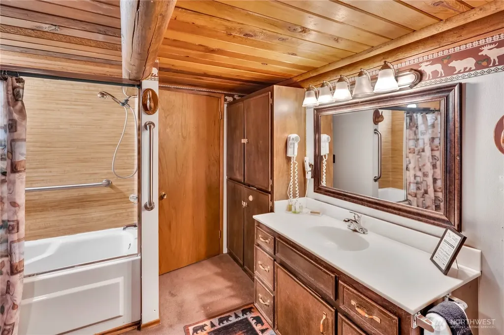 2263 Pine Tree Road Leavenworth WA 98826
