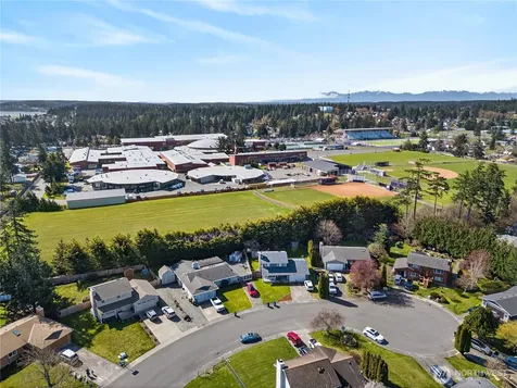 861 NW Haslo Place Oak Harbor WA 98277