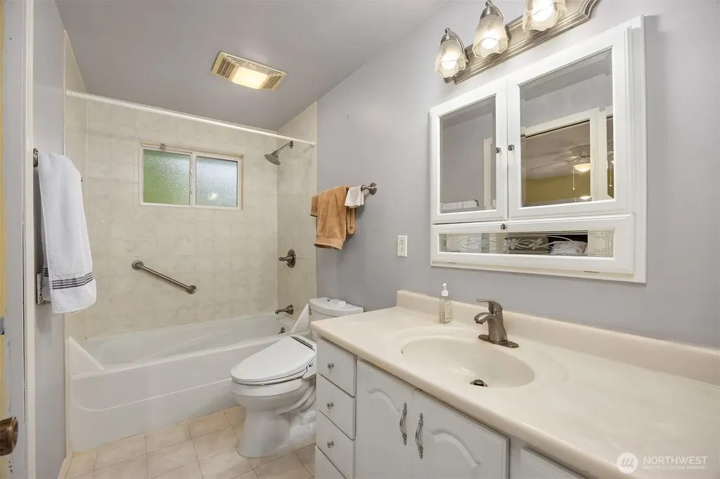 12734 SE 191st Place Renton WA 98058