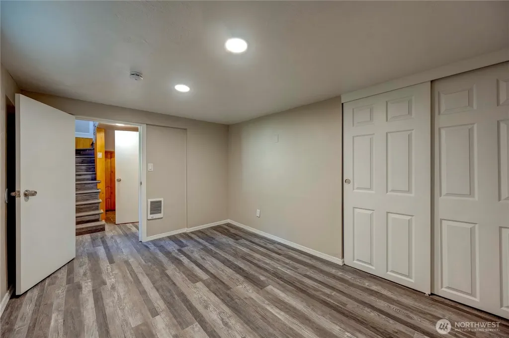 211 W Harvard Avenue Shelton WA 98584