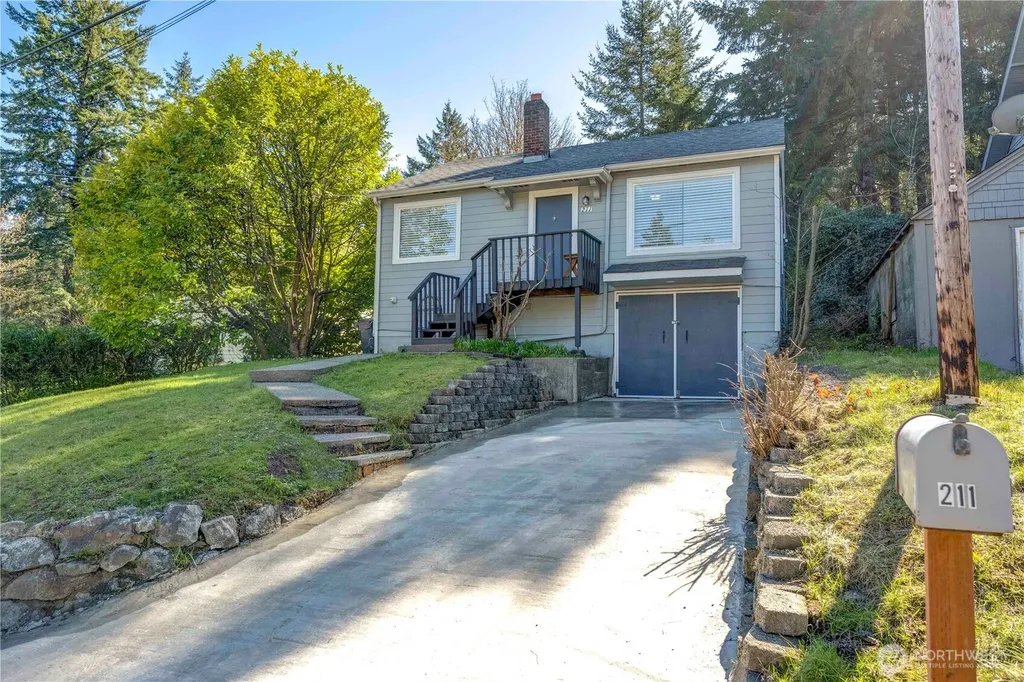 211 W Harvard Avenue Shelton WA 98584
