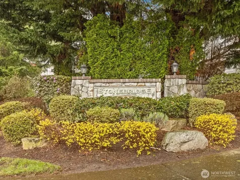 4227 Stonebridge Way Lynnwood WA 98037
