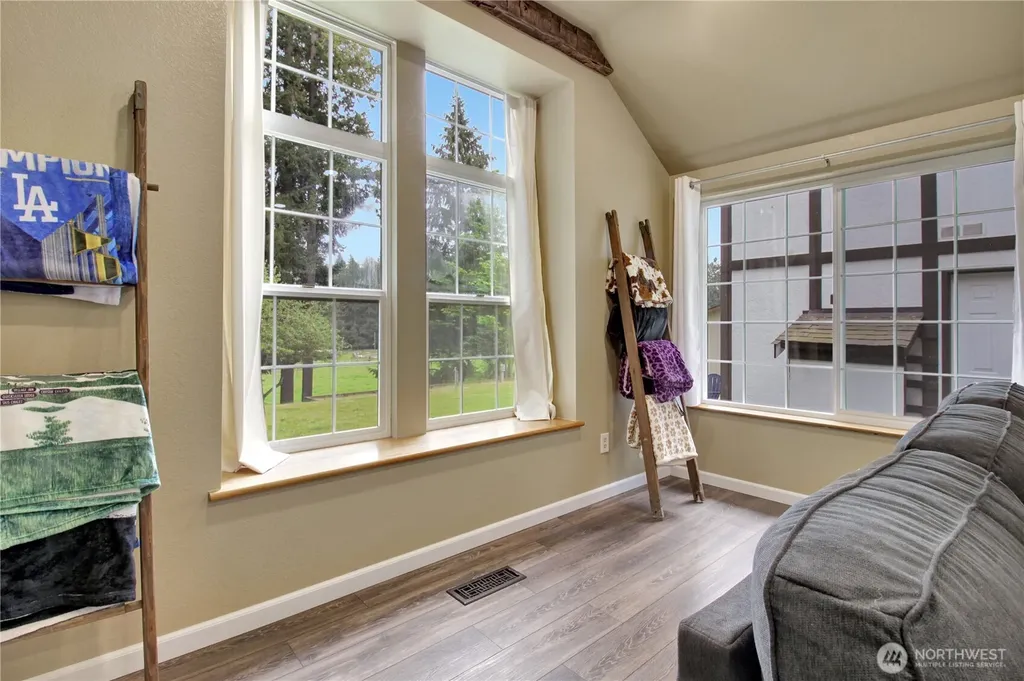 25431 Mountain Drive Arlington WA 98223