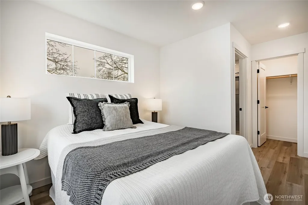 214 E Grover Street Lynden WA 98264